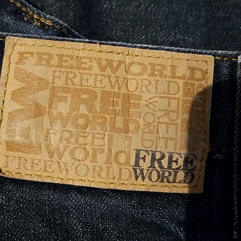 š„Free World* Jeans - Picture 5 of 6